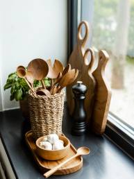 teak root kitchenware